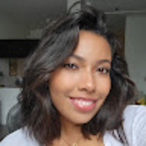 Meet your Posher, Laurie